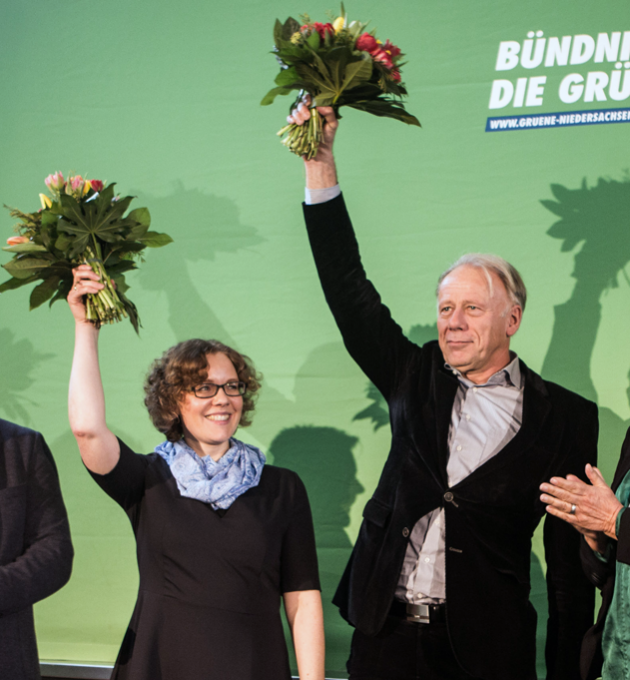 Julia Verlinden und Jürgen Trittin nach der Wahl auf die Liste der niedersächsischen Grünen zur Bundestagswahl 2017