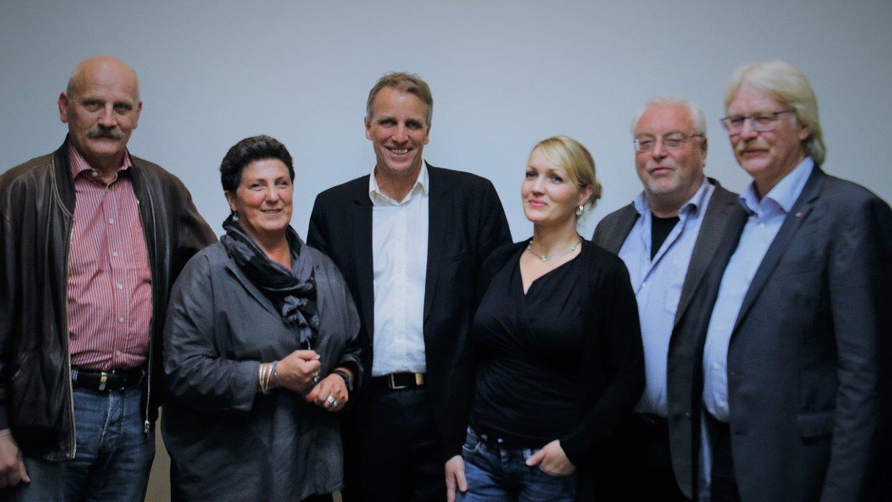 Treffen von GRÜNEN mit Gewerkschaft (v.l.n.r.): Hartmut Tölle (DGB), Anja Piel, Stefan Wenzel, Laura Pooth (GEW), Deltef Ahting (ver.di), Eberhard Brandt (GEW).