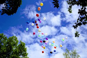 Luftballons gehören nicht in die Natur