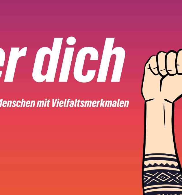 Empower dich Mentoringsprogramm: Man sieht Fäuste, die in die Luft ragen