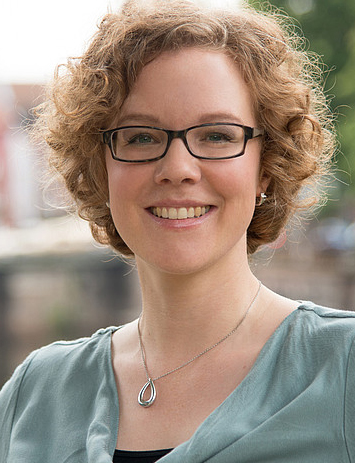 Julia Verlinden